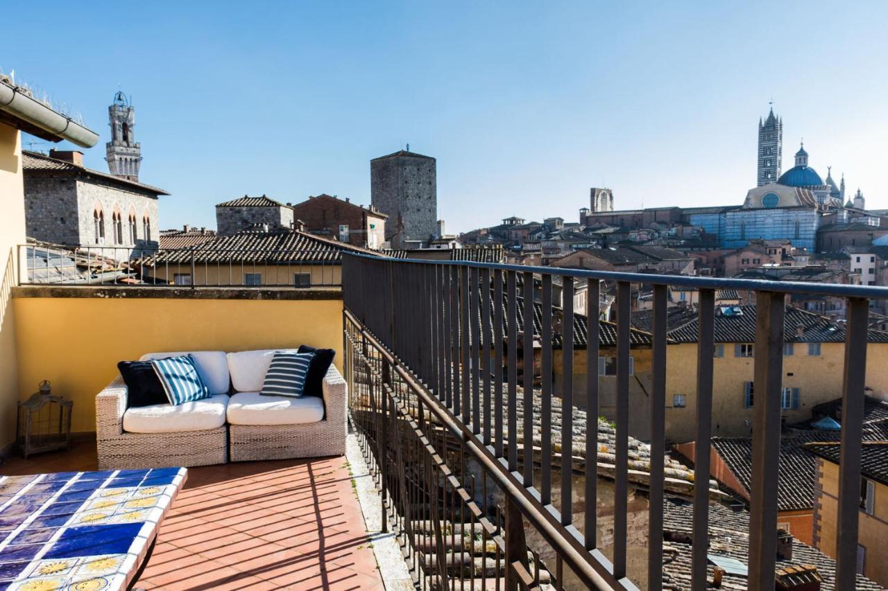 Apartamento La Terrazza Sul Duomo Siena Exterior foto